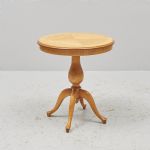 1522 9084 PEDESTAL TABLE